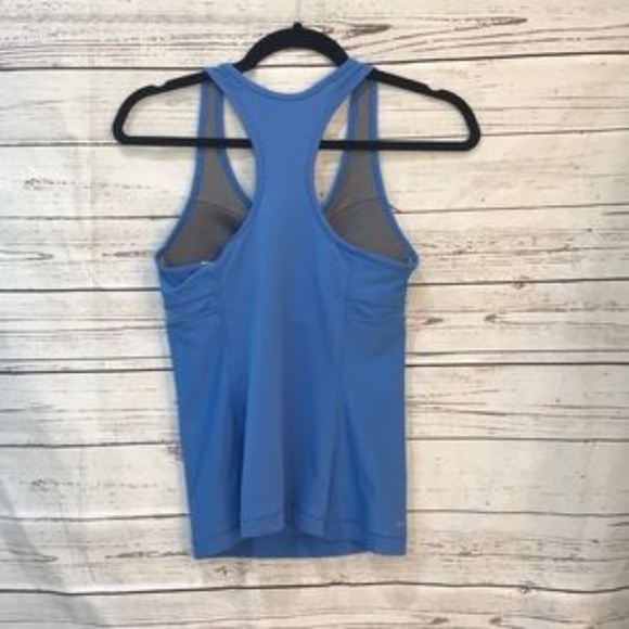 Nike Dri-fit tank top with built in bra - Picture 5 of 6